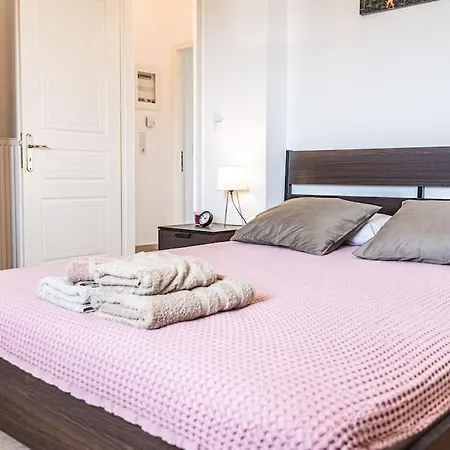 Διαμέρισμα Nenes Koróni