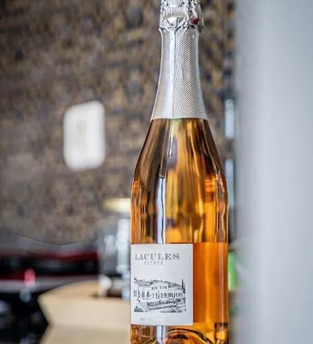 Nenes דירה Koróni